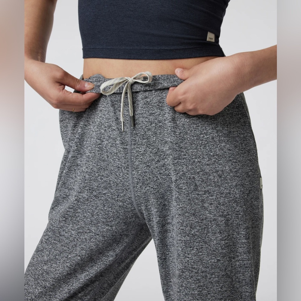 Vuori Gray Heather Jogger Track Pants - Picture 4 of 11
